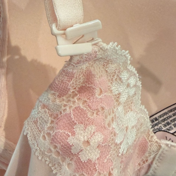 Victoria’s Secret Body by Victoria Lined Demi Pink Lace Underwire Criss Cross - Picture 14 of 15